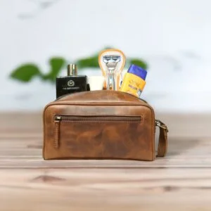 Dopp kit toiletry kit