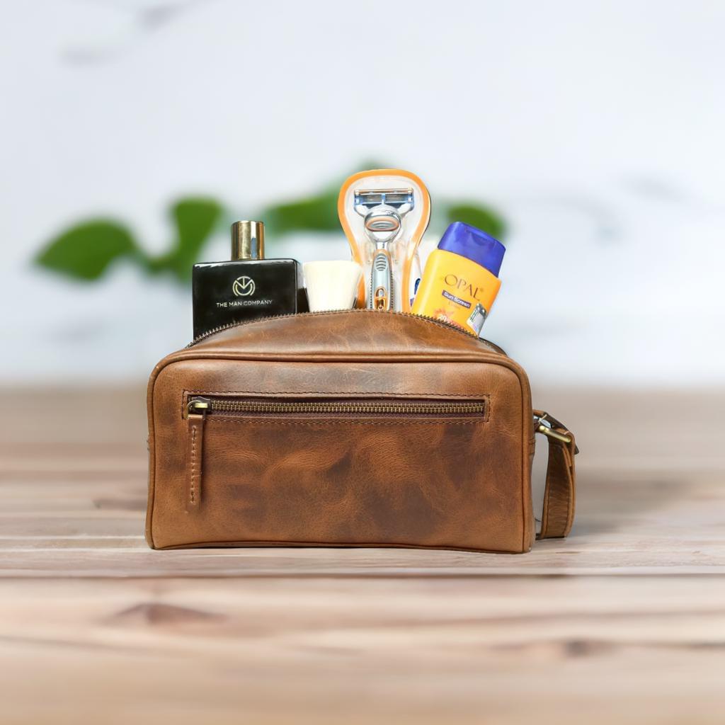 Dopp kit toiletry kit